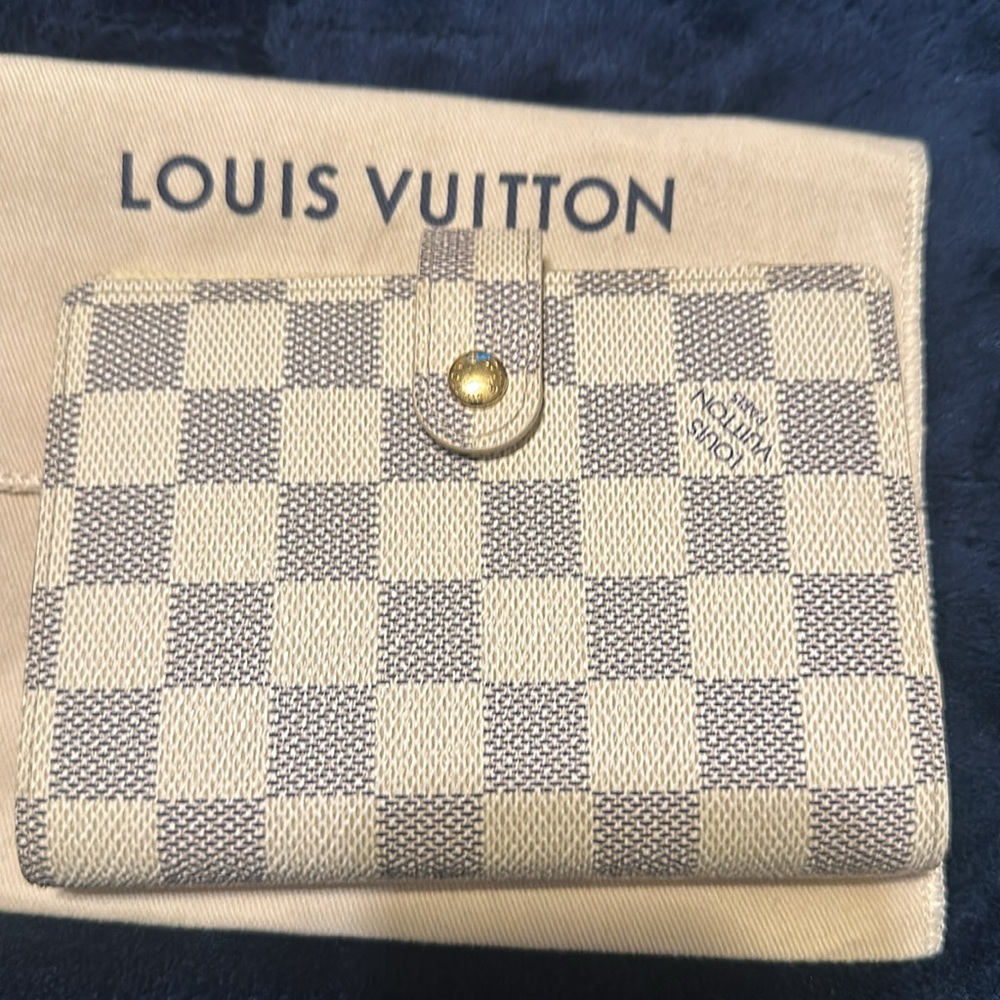 Louis Vuitton 6 rings agenda book